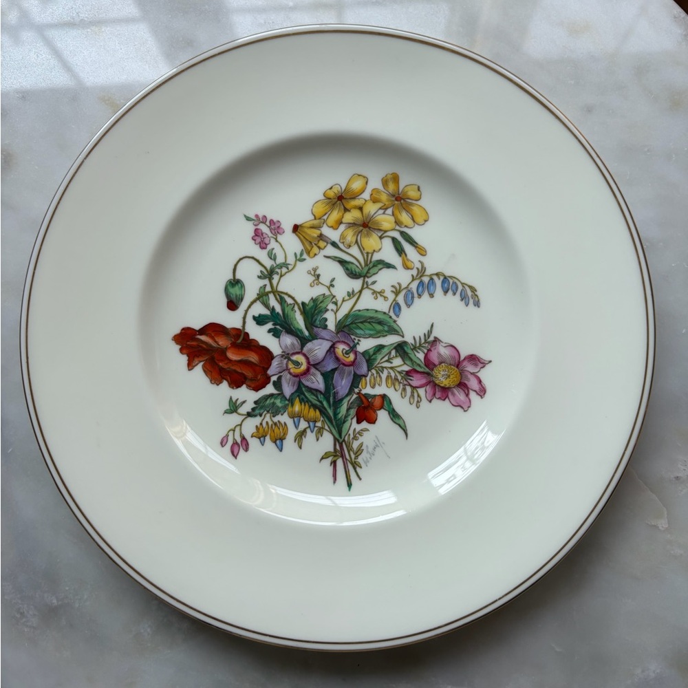 Wedgewood Posey Spray Salad Plate